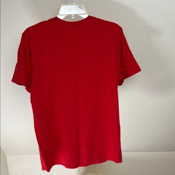 THE NIKE TEE Red Tee with Camouflage Logo. Size Medium. 100% Cotton - Picture 5 of 5